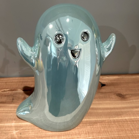 NWT Metallic Pastel Blue Ceramic Ghost - Picture 1 of 4